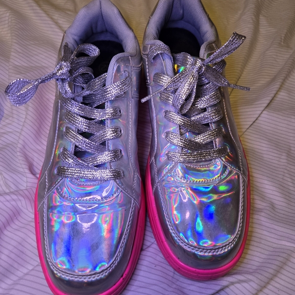 SHEIN Silver and Pink Holographic Sneakers - Picture 2 of 4